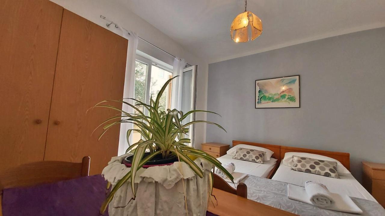 Apartments Mandalinic Omis Luaran gambar