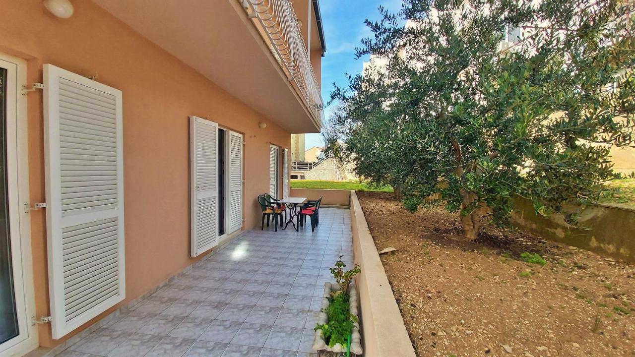 Apartments Mandalinic Omis Luaran gambar