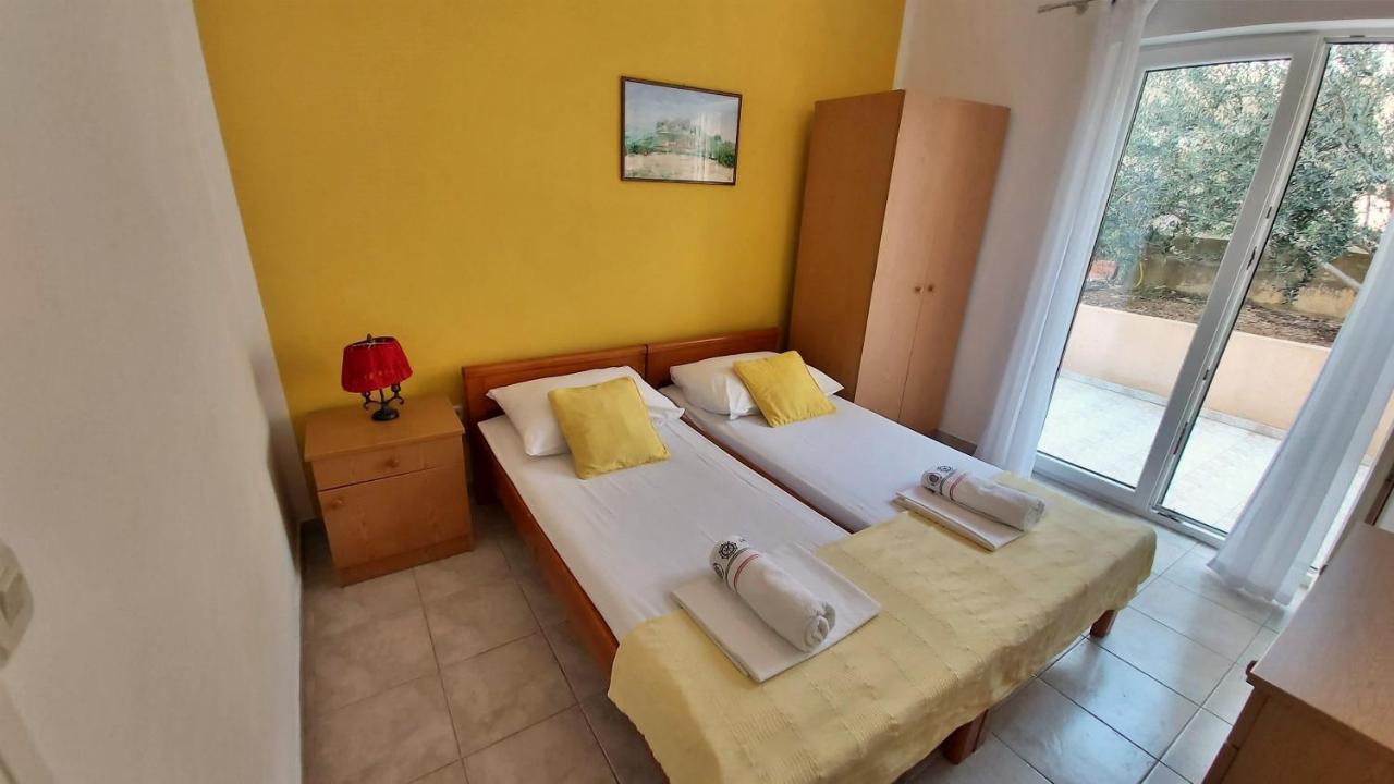 Apartments Mandalinic Omis Luaran gambar