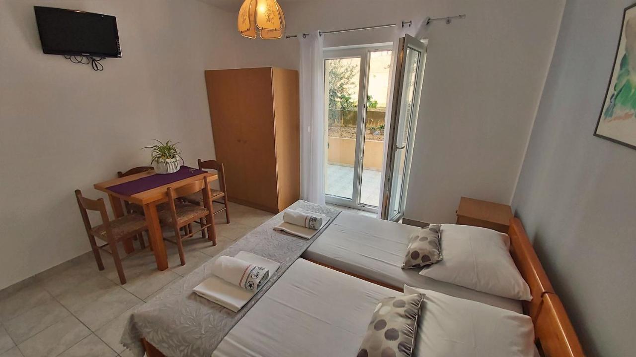 Apartments Mandalinic Omis Luaran gambar