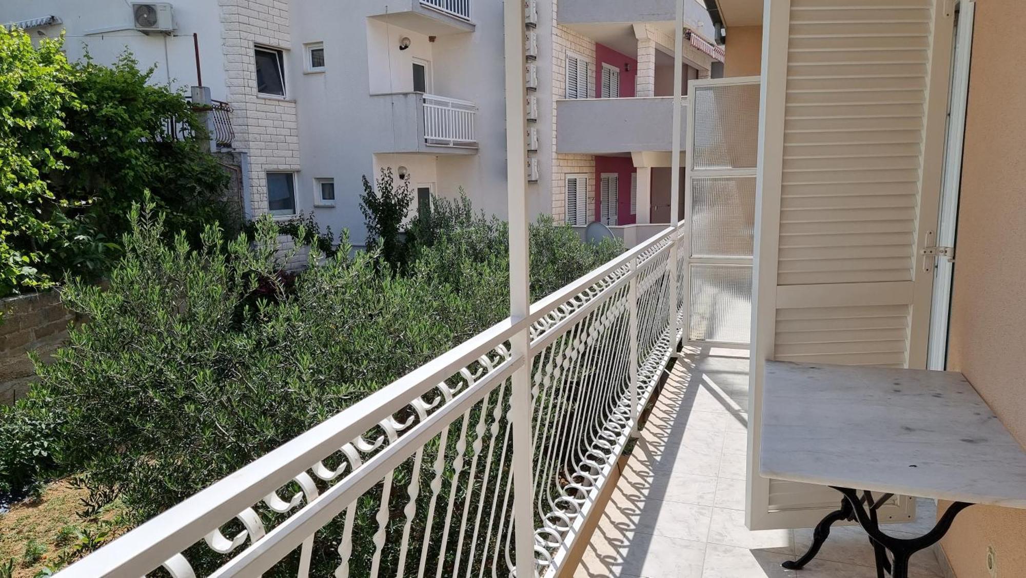 Apartments Mandalinic Omis Luaran gambar